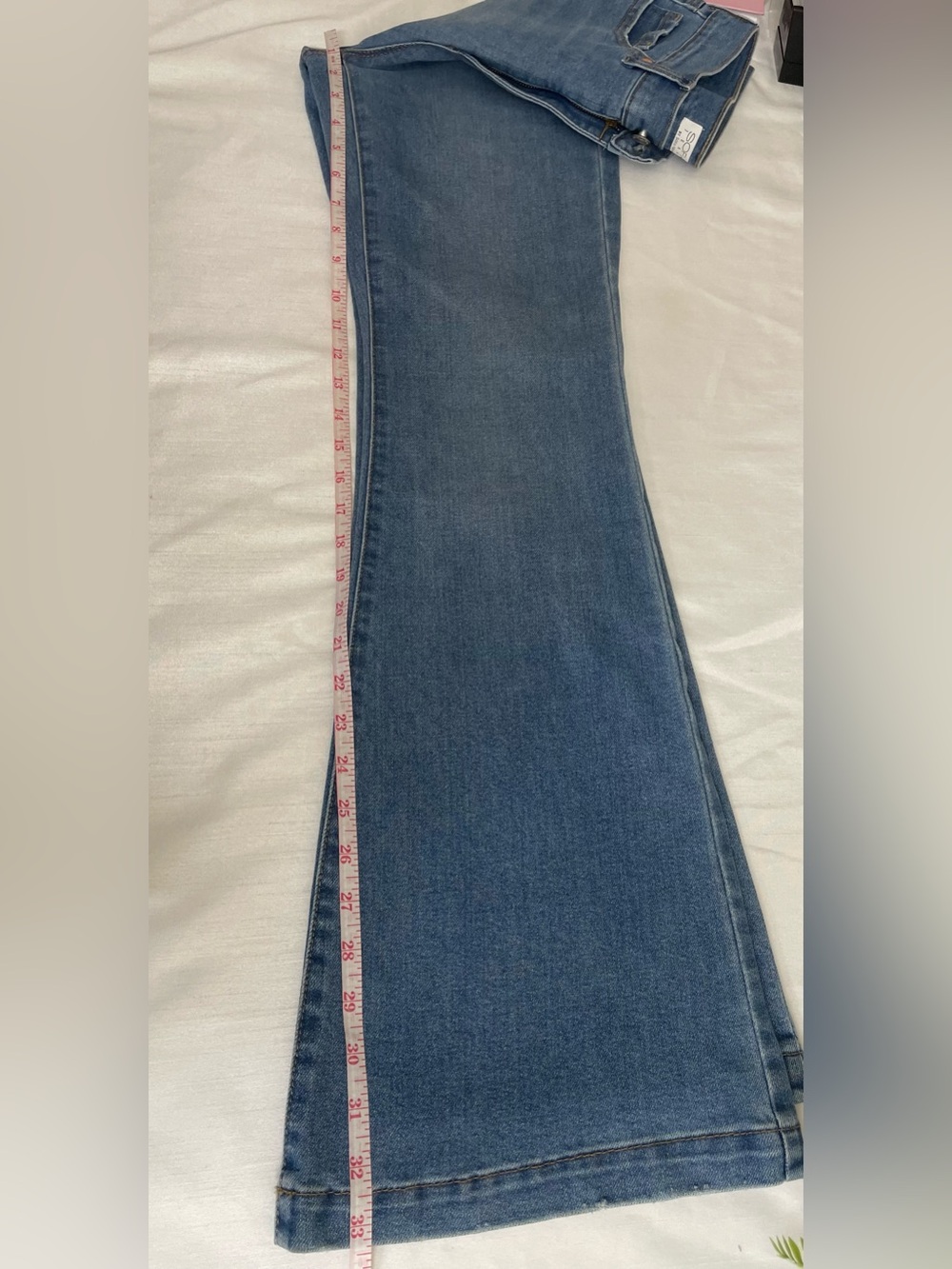 Sofía by Sofia Vergara Women’s Mid-Blue High-Rise Melisa Flare Jeans Size 4 - Picture 9 of 13